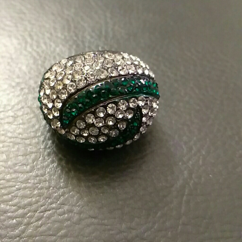 Woman's stretch band Fashion Ring